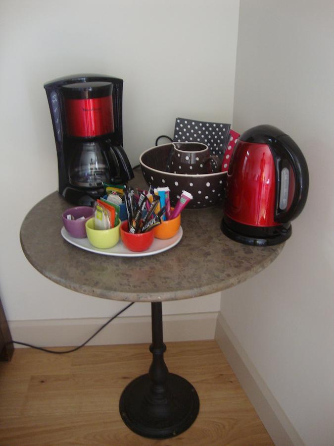 Chez L'Antiquaire Bed and Breakfast Hauterives Kamer foto