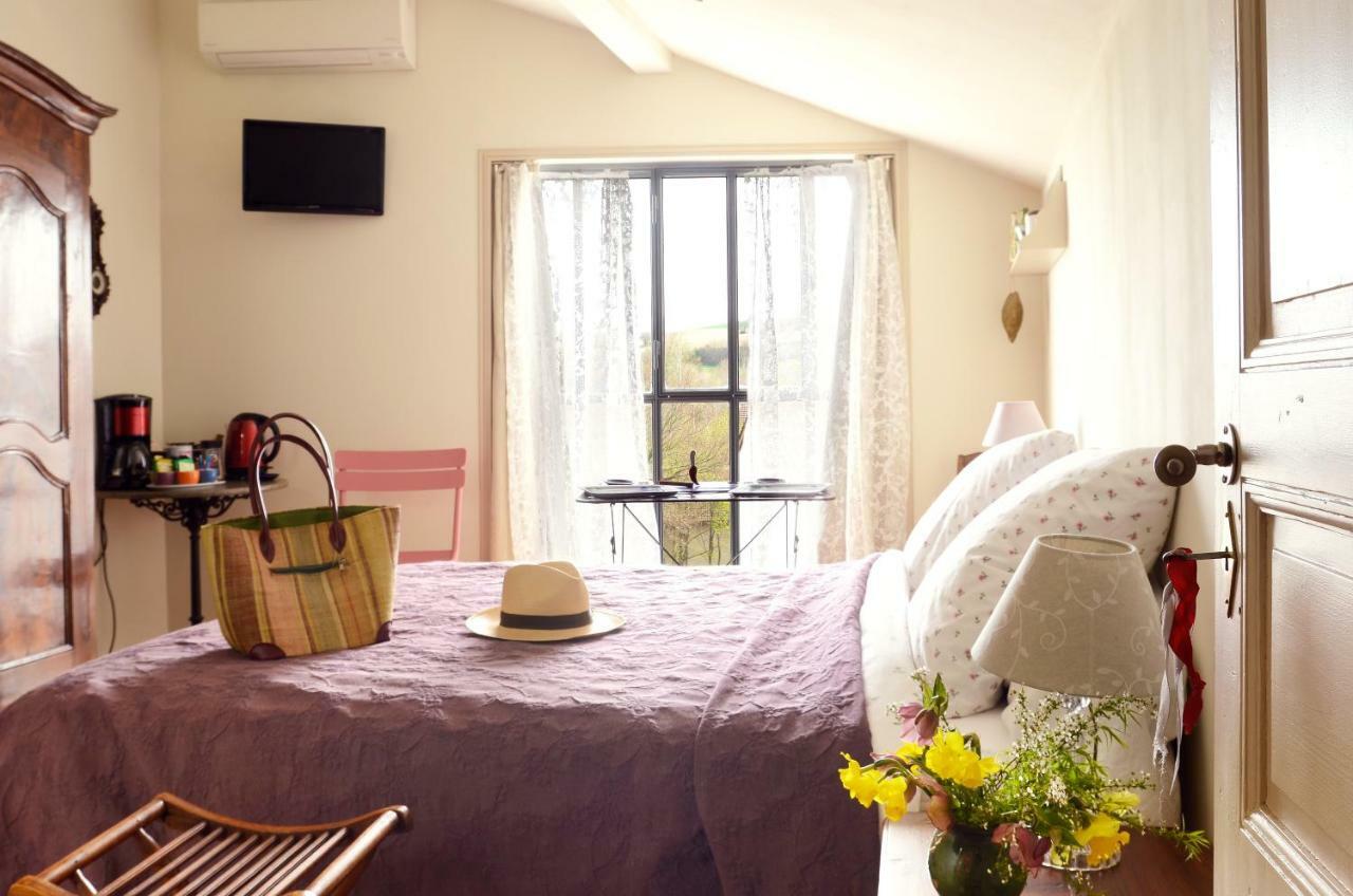 Chez L'Antiquaire Bed and Breakfast Hauterives Buitenkant foto