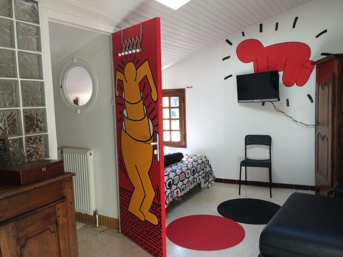 Chez L'Antiquaire Bed and Breakfast Hauterives Buitenkant foto